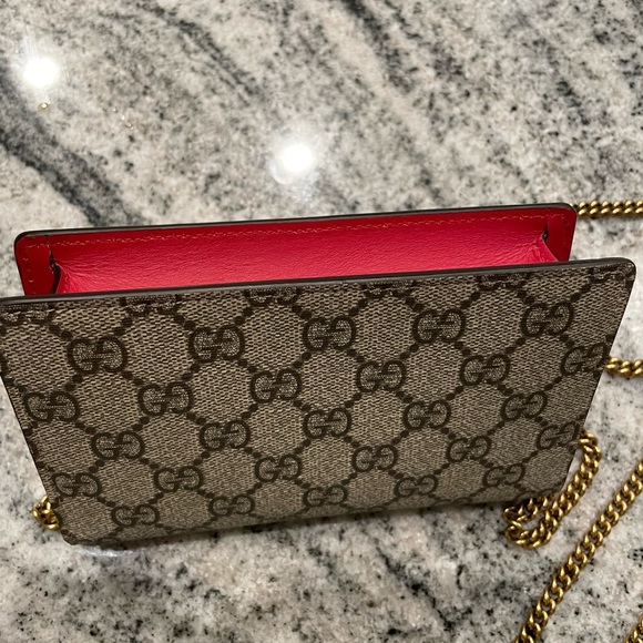 GG Supreme mini bag with cherries Authentic 100% comes with dust bag and box. - Picture 7 of 11